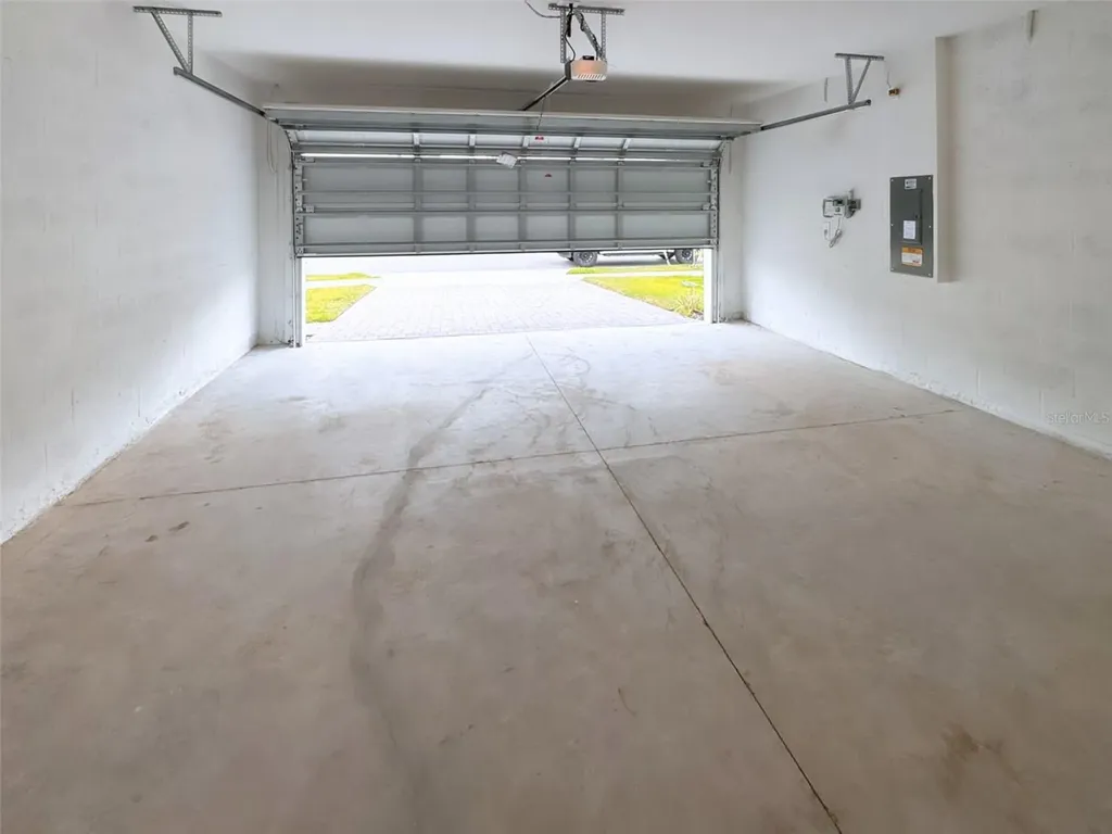 1778 Brekey Way Zephyrhills FL 33541