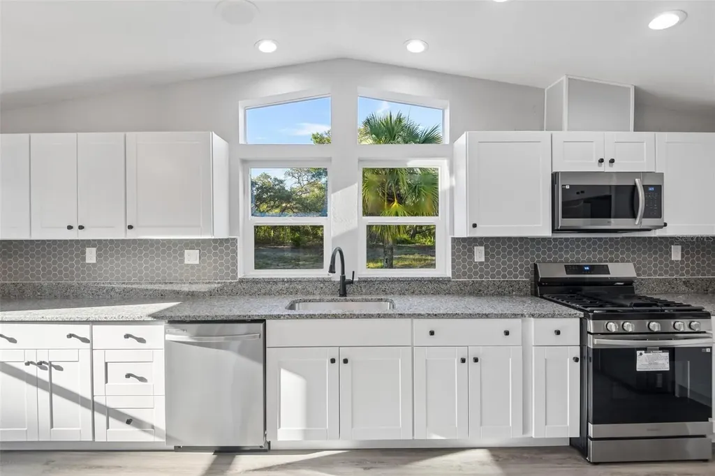 13445 Taft Street Brooksville FL 34613