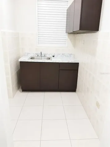 54 Calle Dr. Veve Bayamon PR 00961