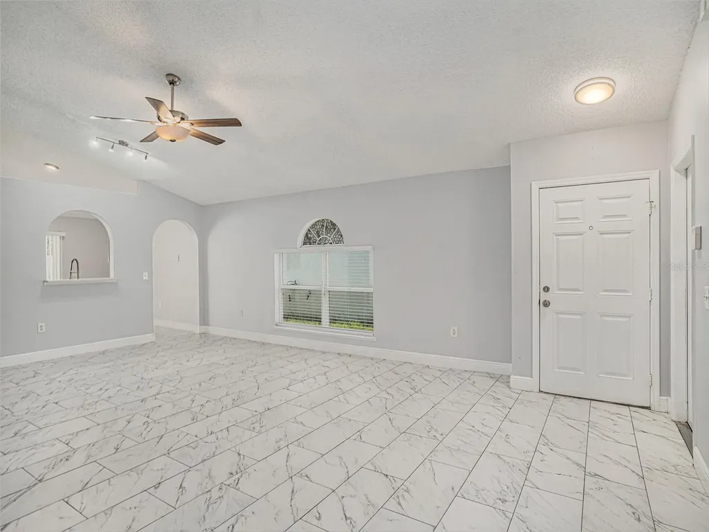 11433 Ivy Flower Loop Riverview FL 33578