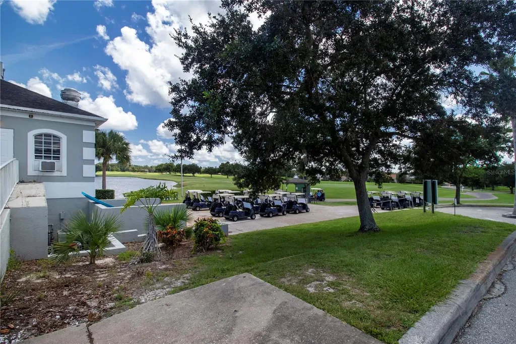 515 Planters Manor Way Bradenton FL 34212
