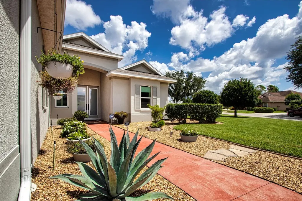 515 Planters Manor Way Bradenton FL 34212