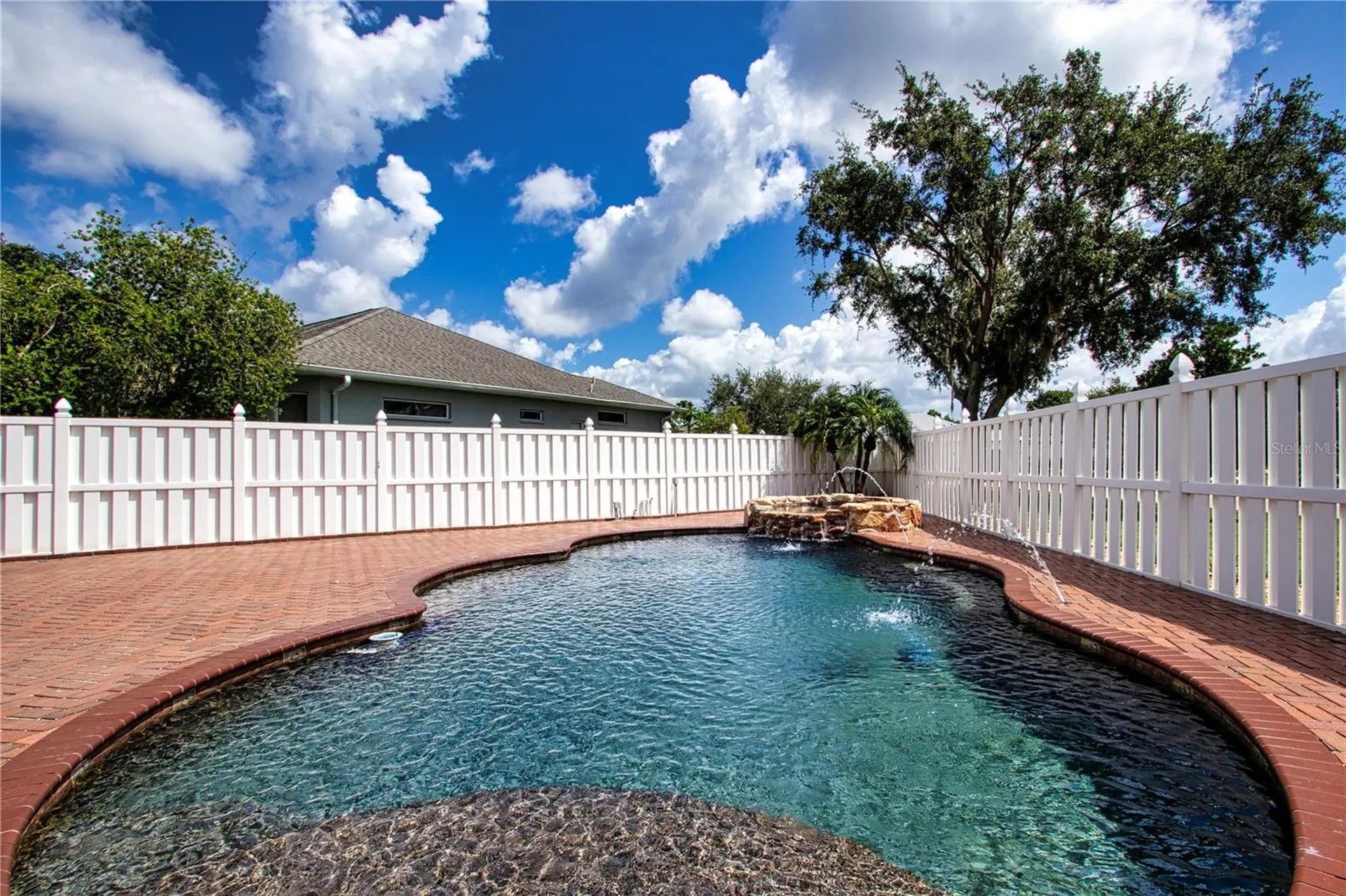 515 Planters Manor Way Bradenton FL 34212