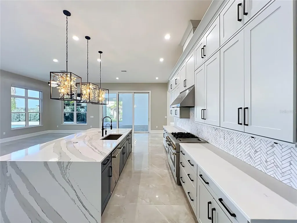 17300 Pesce Loop Montverde FL 34756