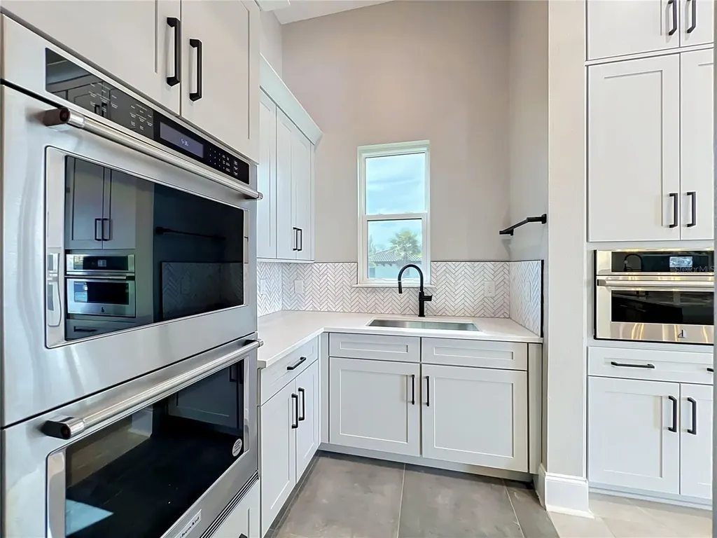 17300 Pesce Loop Montverde FL 34756