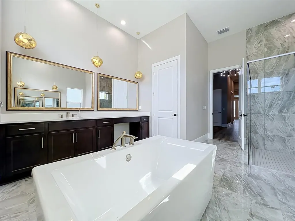 17300 Pesce Loop Montverde FL 34756