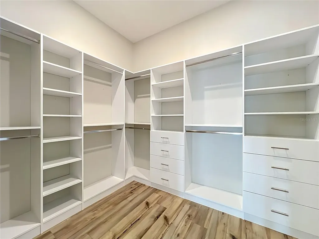 17300 Pesce Loop Montverde FL 34756