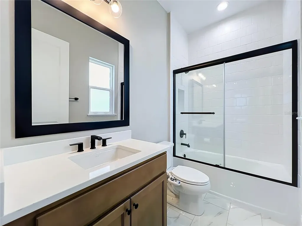 17300 Pesce Loop Montverde FL 34756