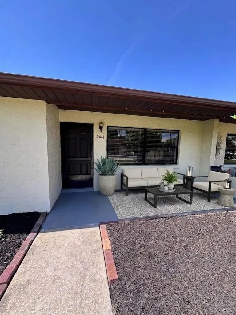 12441 Orangewood Circle Tavares FL 32778