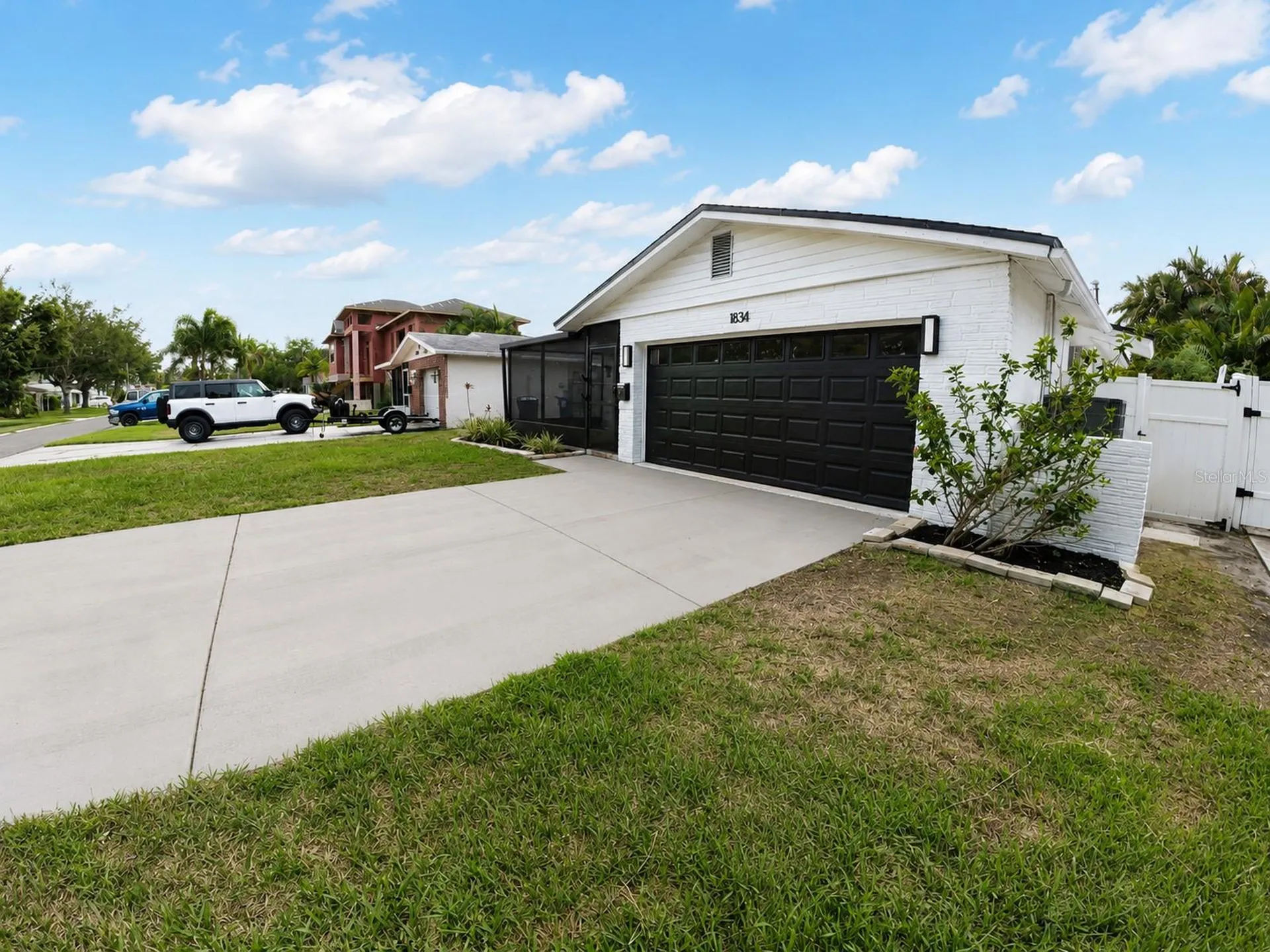 1834 New Hampshire Avenue NE St Petersburg FL 33703