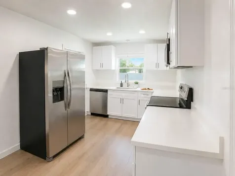 1834 New Hampshire Avenue NE St Petersburg FL 33703