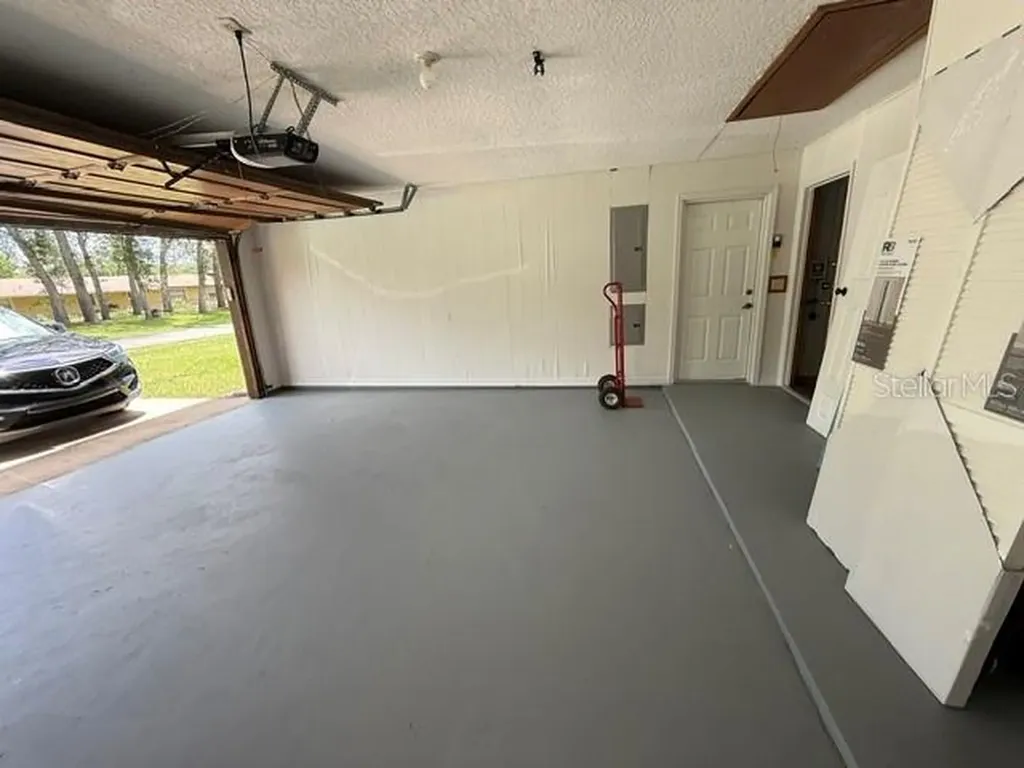 1990 Larchmont Drive Deland FL 32724