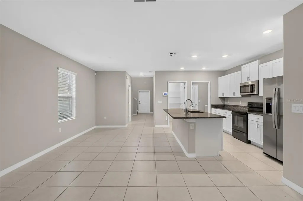 1779 Yellow Trail Lakeland FL 33801
