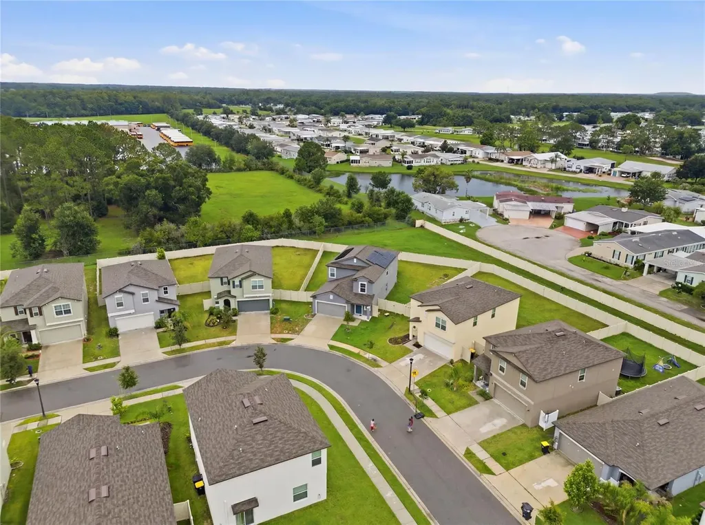1779 Yellow Trail Lakeland FL 33801