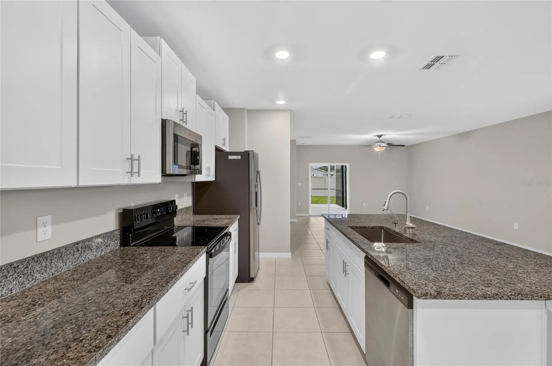 1779 Yellow Trail Lakeland FL 33801