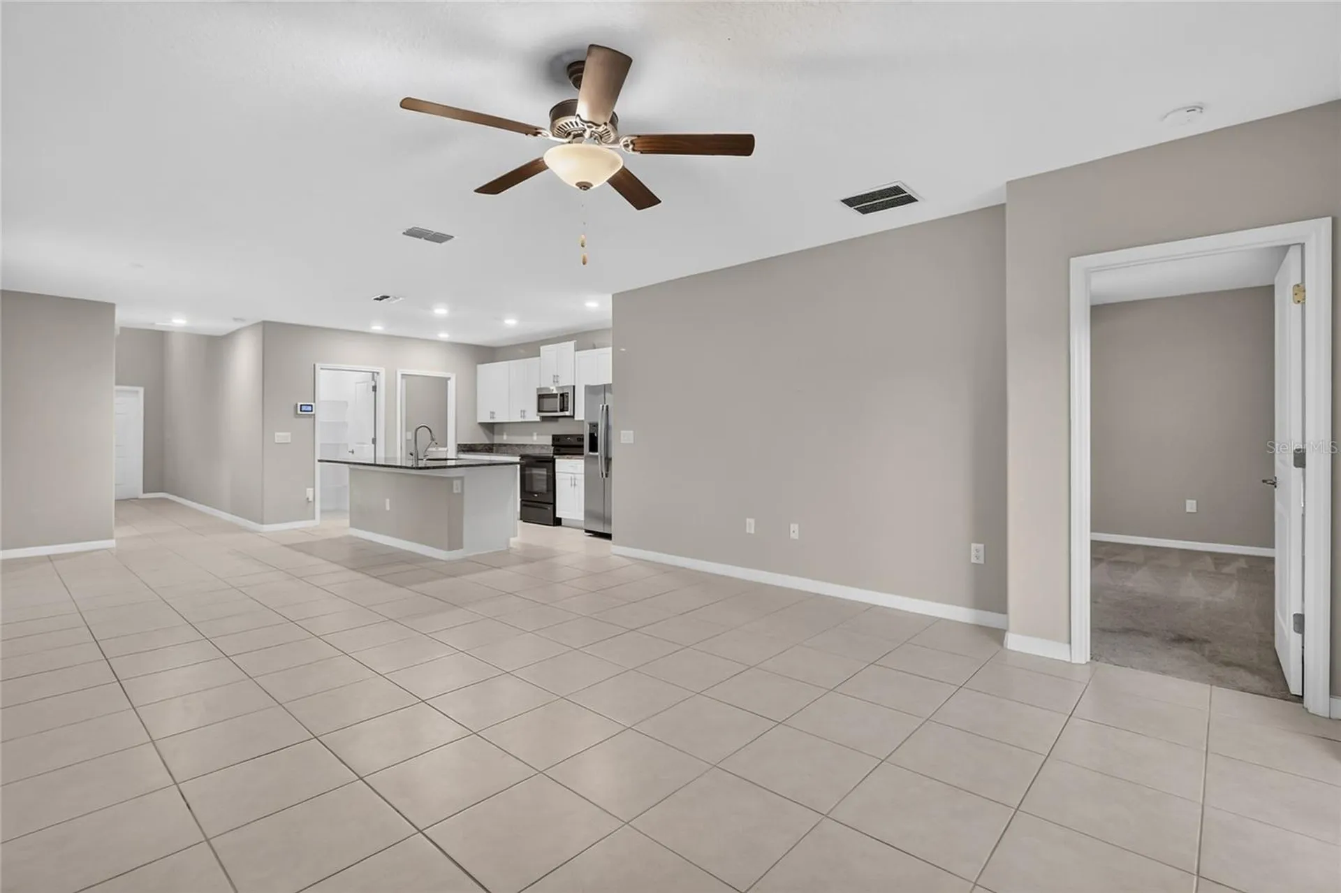1779 Yellow Trail Lakeland FL 33801