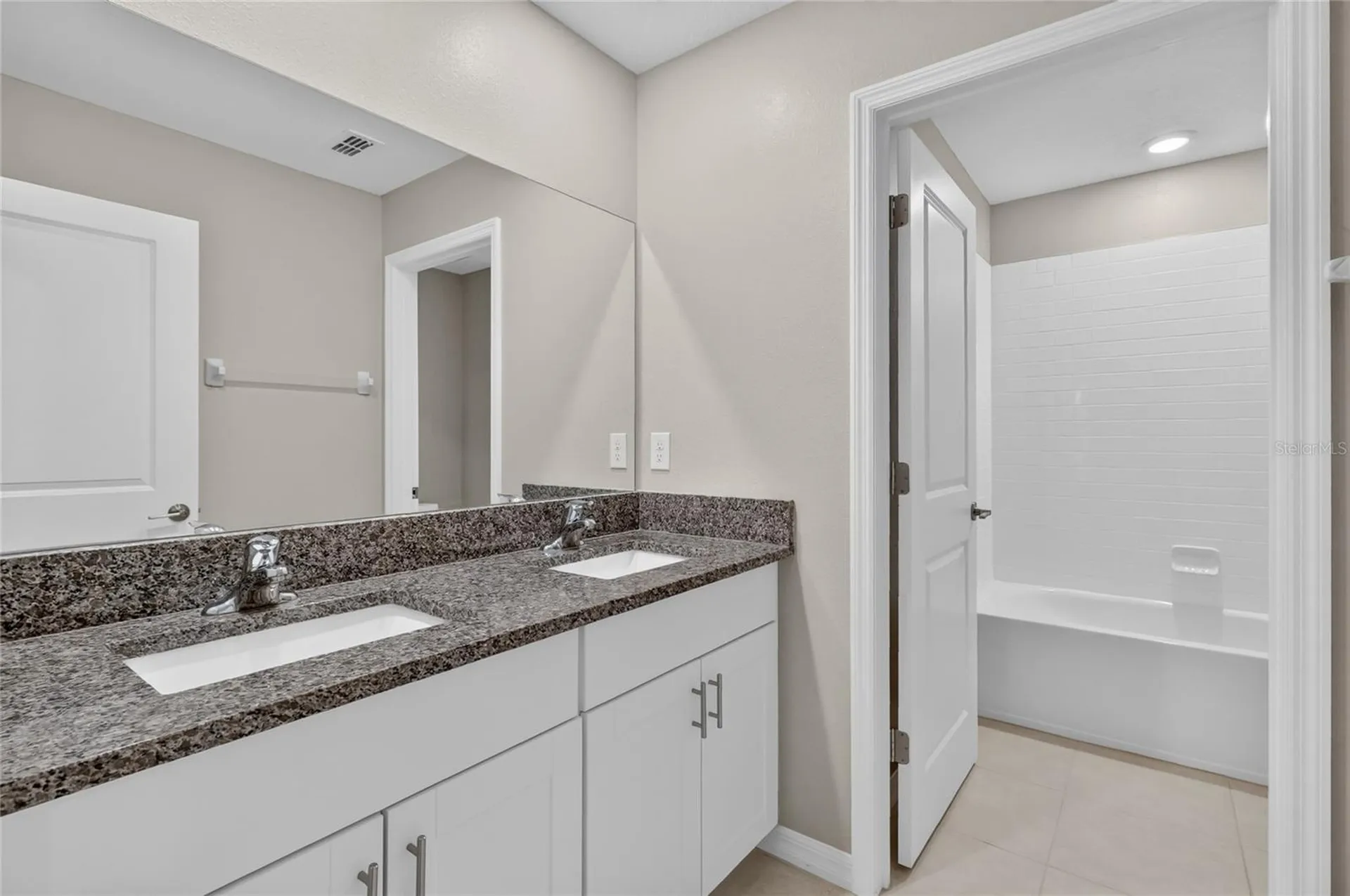 1779 Yellow Trail Lakeland FL 33801