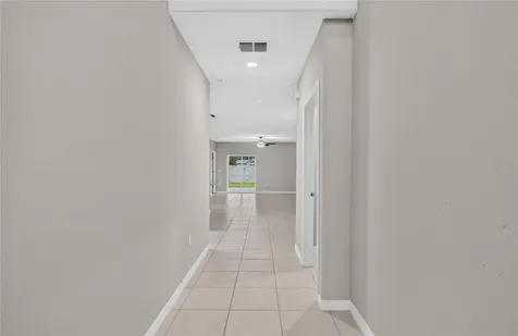 1779 Yellow Trail Lakeland FL 33801