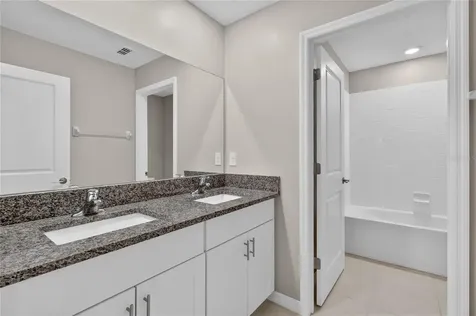 1779 Yellow Trail Lakeland FL 33801