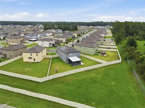 1779 Yellow Trail Lakeland FL 33801