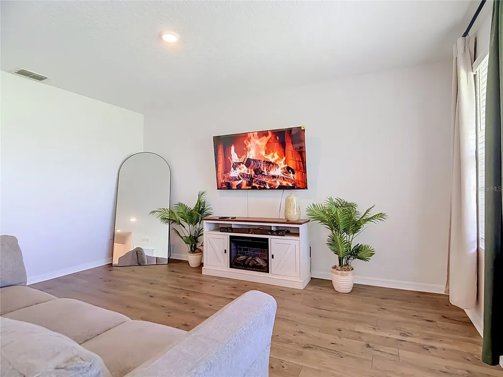 1040 Cambridge Drive Winter Haven FL 33881