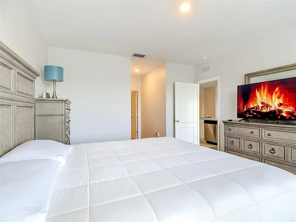 1040 Cambridge Drive Winter Haven FL 33881