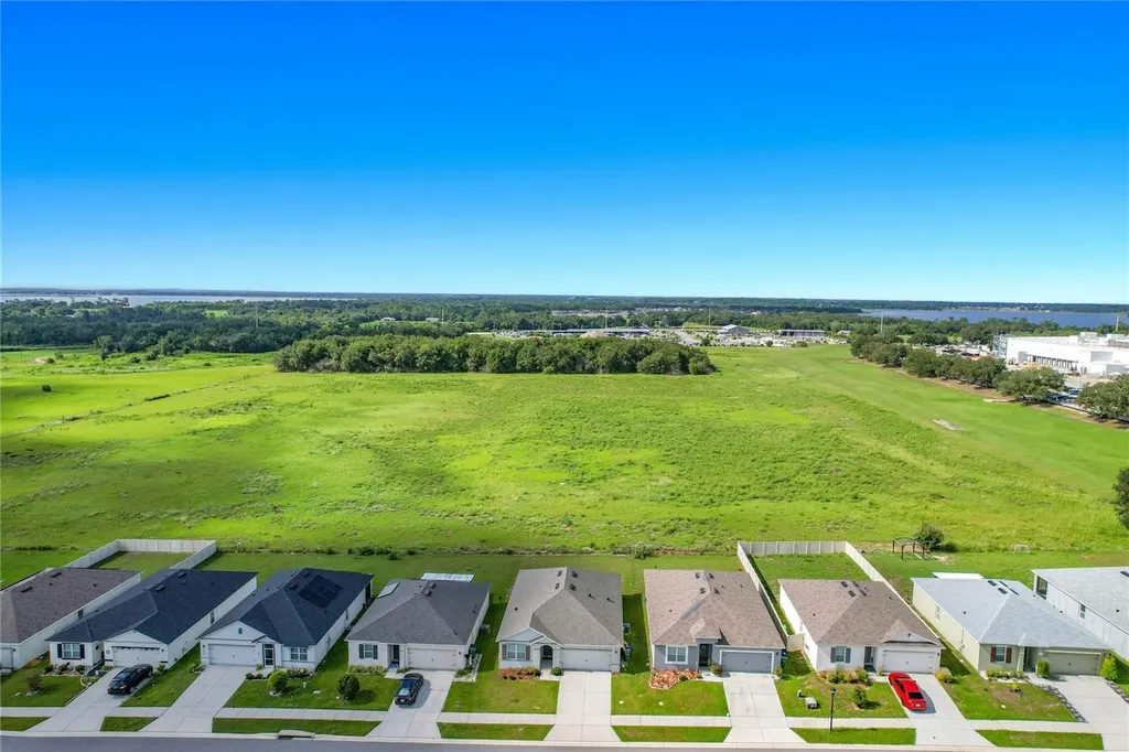 1040 Cambridge Drive Winter Haven FL 33881