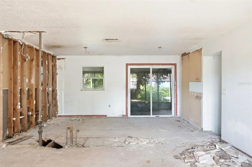 2805 NE 24th Court Ocala FL 34470