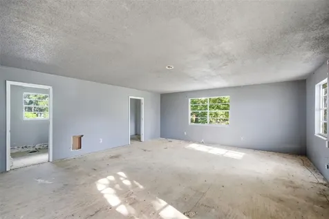 2805 NE 24th Court Ocala FL 34470