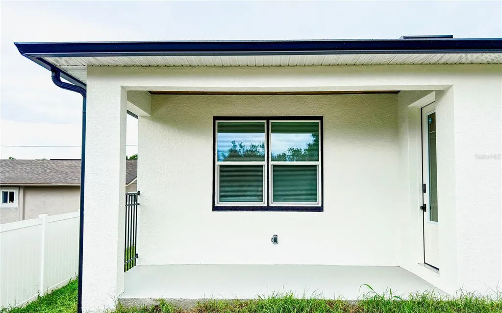 105 North Boulevard E Davenport FL 33837