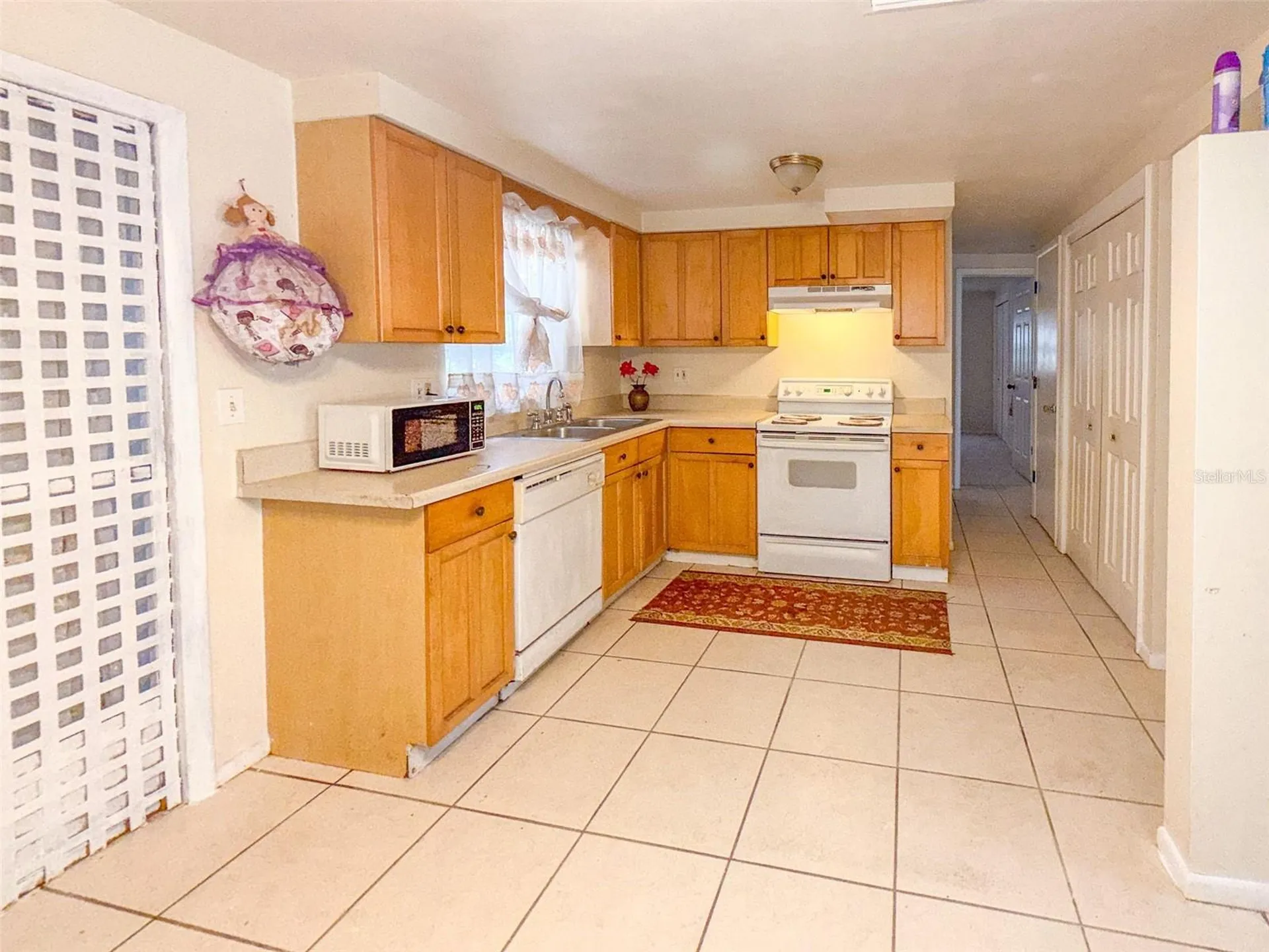4737 Longwood Avenue Holiday FL 34690