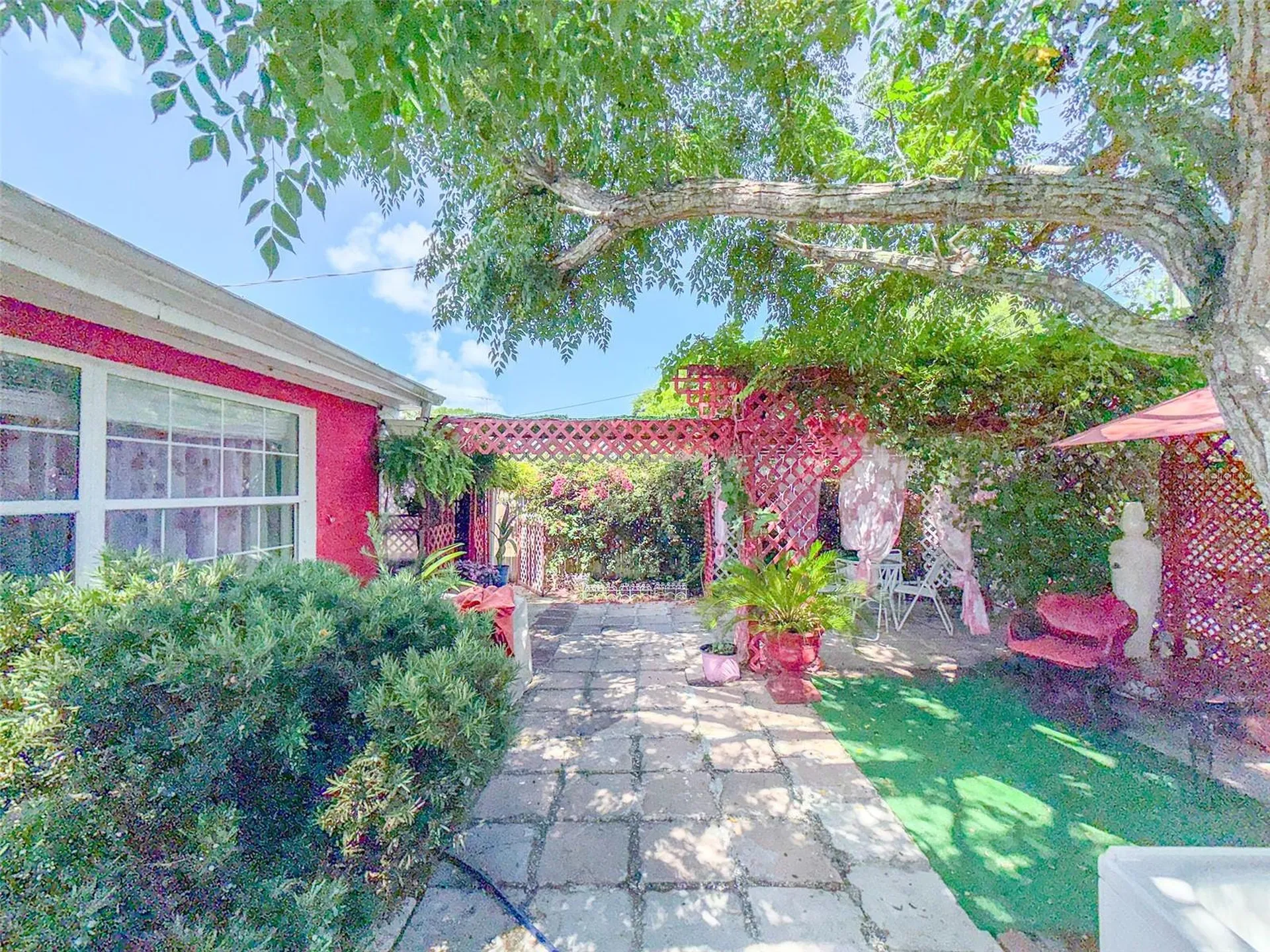 4737 Longwood Avenue Holiday FL 34690