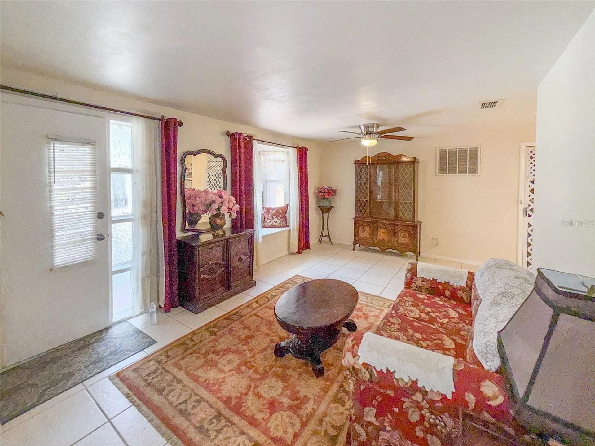 4737 Longwood Avenue Holiday FL 34690
