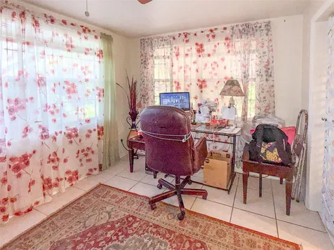 4737 Longwood Avenue Holiday FL 34690