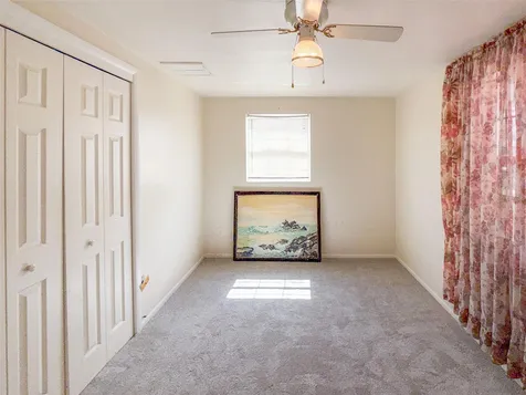 4737 Longwood Avenue Holiday FL 34690