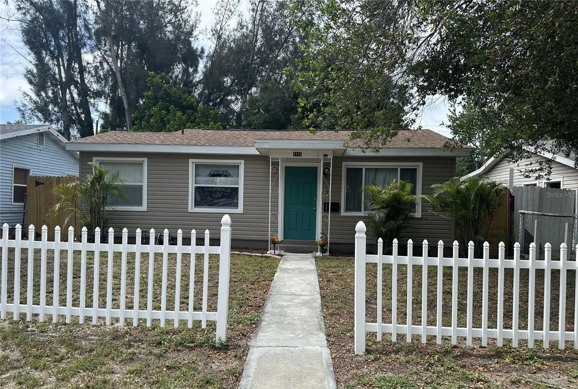 4142 6th Avenue N St Petersburg FL 33713