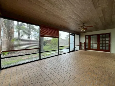 6328 N Queensway Drive Temple Terrace FL 33617