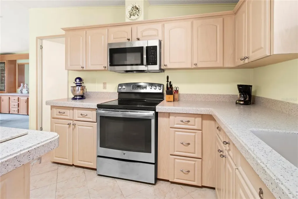180 Nightingale Circle Ellenton FL 34222