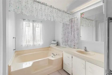 180 Nightingale Circle Ellenton FL 34222