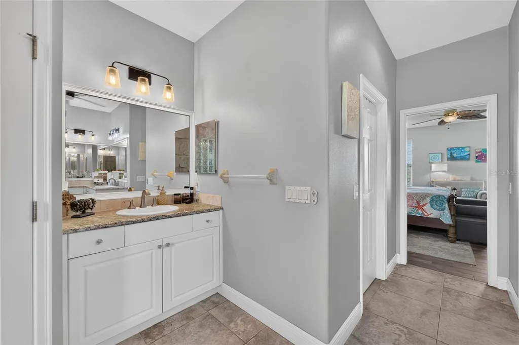 339 Manatee Lane Tarpon Springs FL 34689