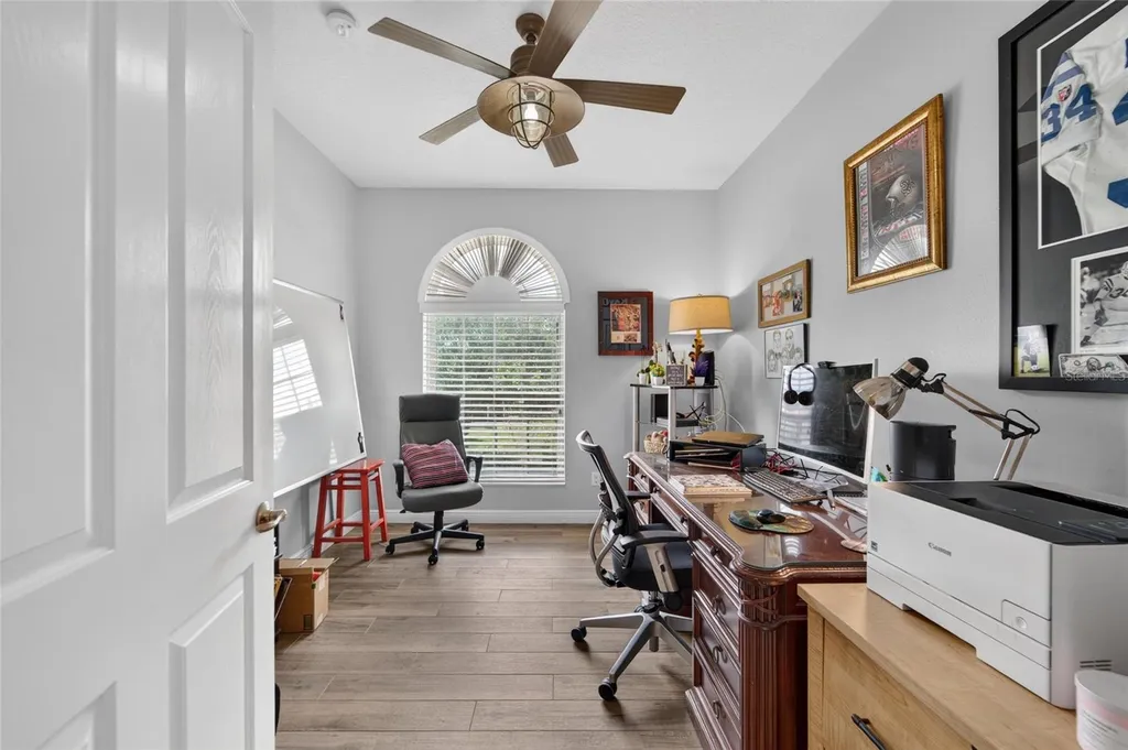 339 Manatee Lane Tarpon Springs FL 34689