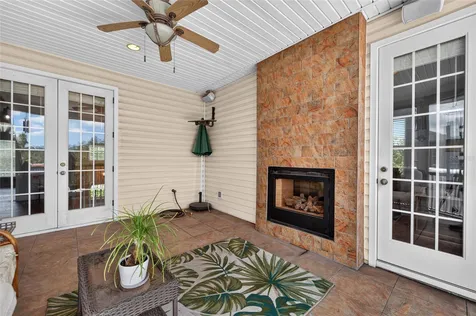 339 Manatee Lane Tarpon Springs FL 34689