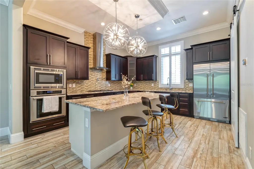 653 E Jackson Street Orlando FL 32801