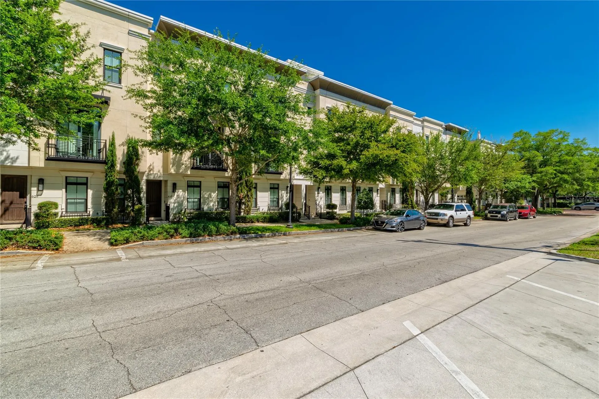 653 E Jackson Street Orlando FL 32801