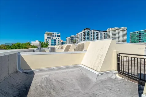 653 E Jackson Street Orlando FL 32801