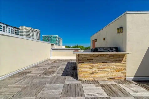 653 E Jackson Street Orlando FL 32801