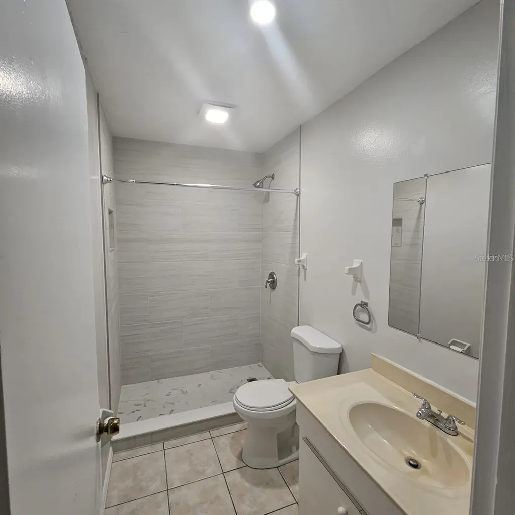 5103 34th Street W Bradenton FL 34210
