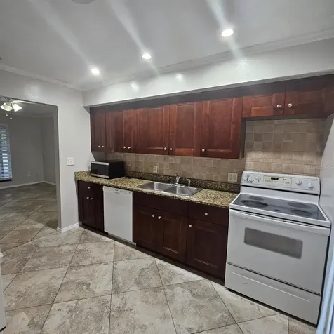 5103 34th Street W Bradenton FL 34210