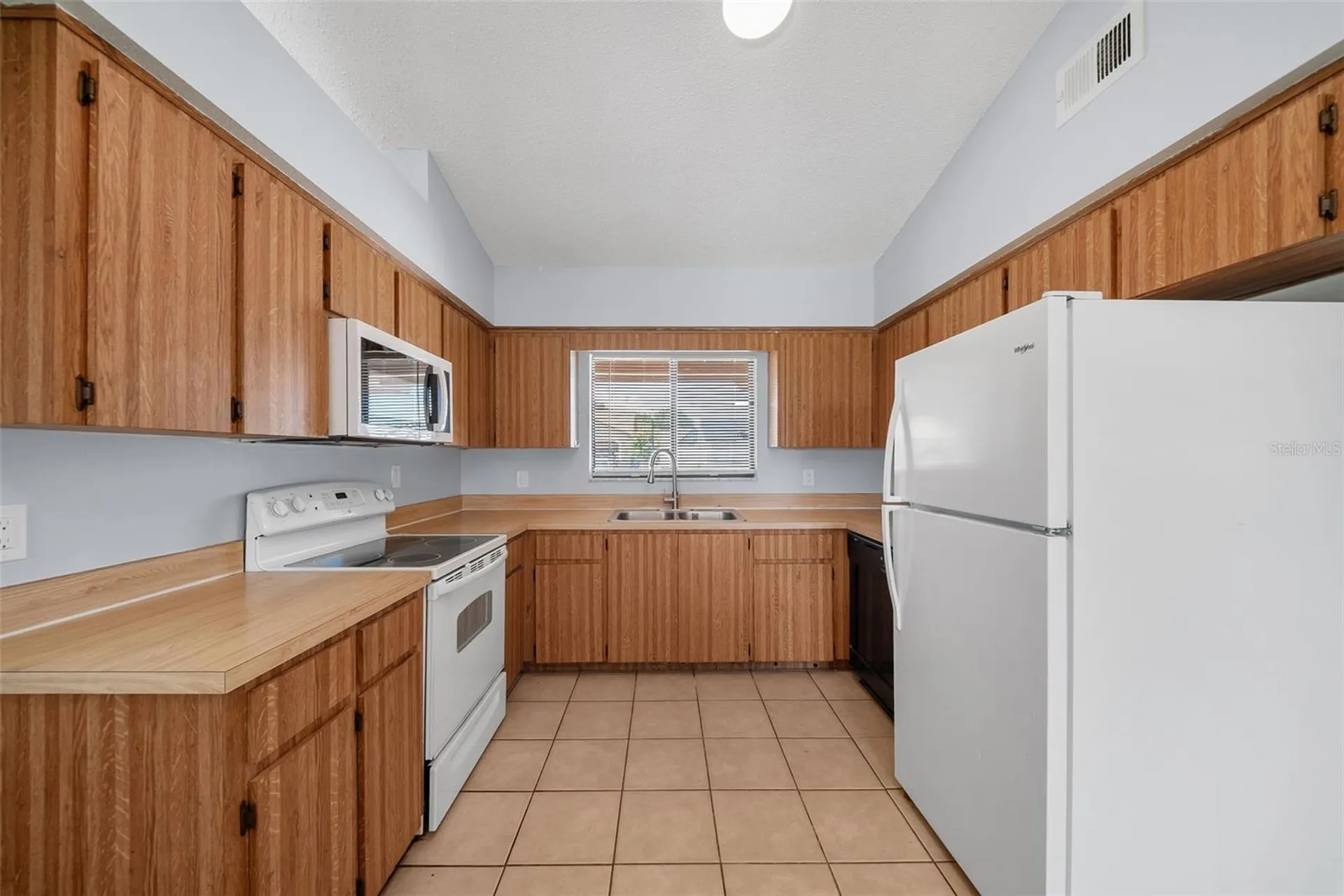7853 Kensingham Court Orlando FL 32835