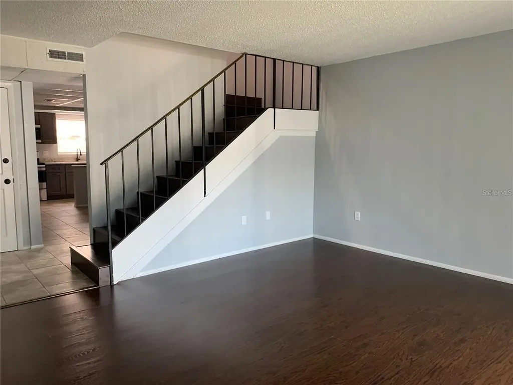 14402 Reuter Strasse Circle Tampa FL 33613
